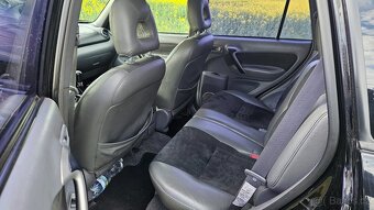 TOYOTA RAV4 2.0D 4X4 AWD Tažné - 6