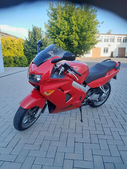Prodám Honda VFR 800FI RC48 - 6