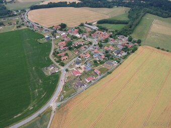Pozemek u Chocně- Zářecká lhota v těsné blízkosti zástavby - 6