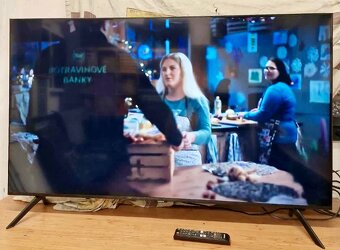 4K UHD Smart Samsung Televizor - 6