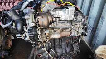 Motor Renault Trafic 2.0 dci M9R 710 Master Vivaro - 6