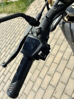 YUKI 125 - 6