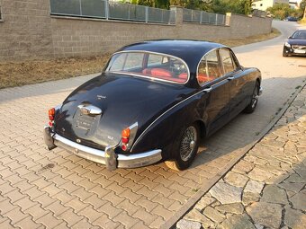 Jaguar MK2 - 6