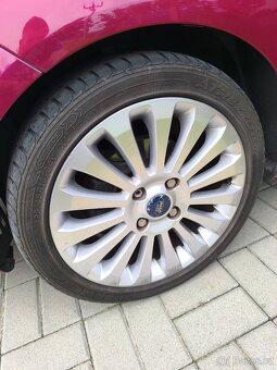 Ford Fiesta Titanium 1,25 60kw - 6