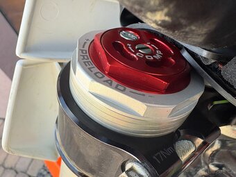 Prodám KTM SX-F 350,r.v.2021,118mth,koupena v ČR - 6