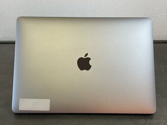 MacBook Air 13" 2018 / 128GB / i5 / SG - 6