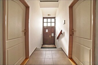 Pronájem kanceláře, 42 m2, Plzeň, ul. Domažlická - 6