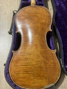 Housle 4/4 - 6