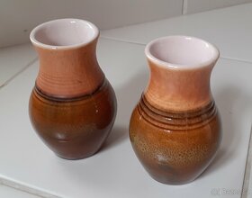 keramické vázičky - 2 kusy - 6