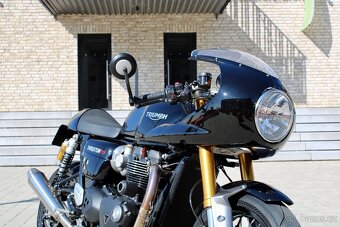 Triumph Thruxton RS 1200 Jet Black - 6