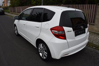 Honda Jazz 1.4i-VTEC 73kW, 1.majitel, SERVISKA, rok 2013 - 6