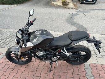 Honda CB 125 R 2021 - 6