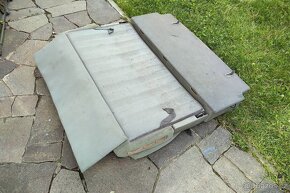 Třetí řada sedadel Ssangyong Rexton +pásy plasty, úložný box - 6