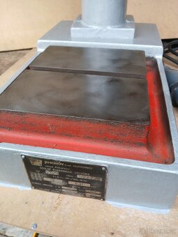 Stolní vrtačka zánovní - 6