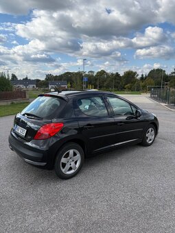 Peugeot 207 1.4 benzín 70kw - 6