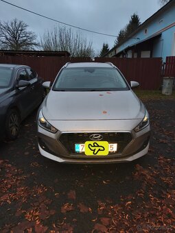 Prodám Hyundai i30 kombi - 6