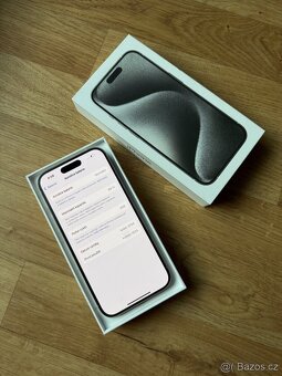 Apple iPhone 15 Pro 128GB bílý titan - 6