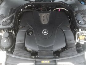 Mercedes-Benz C400 model 2019 Facelift - 6