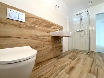 Prodej rodinného domu 5+kk, 165 m2, Pozemek 451 m2, Garáž - 6