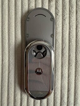 Motorola Aura - 6