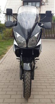 Suzuki V-Strom DL 1000 - 6