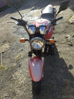 Kawasaki zr7 - 6