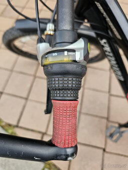 Dětské kolo Specialized Hotrock 24" - 6
