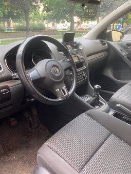 VW Golf VI 2.0 TDI, 2009, garážovaný, kamera, zimní kola - 6
