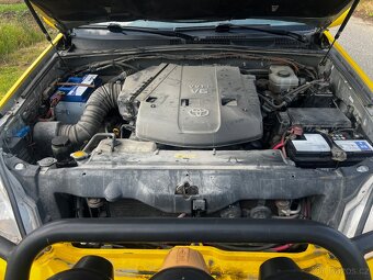 Toyota Land Cruiser Executive,4.0 V6 benz,automat,4x4,2005 - 6
