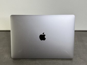 Macbook Pro 13" 2019 i7 / 256GB SSD / 16GB - 6