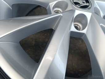 5x112 Škoda Octavia 6,5Jx16" ET46 alu disky - 6
