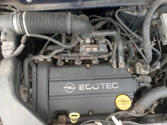 Opel Agila 1,2 16V GL - 6