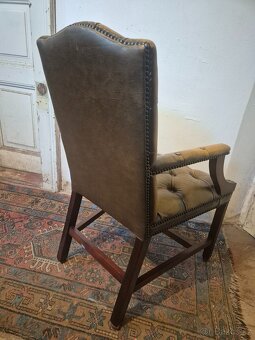 KŘESLO K PSACÍMU STOLU - CHESTERFIELD ( GAINSBOROUGH CARVER - 6