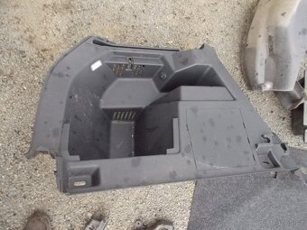 Škoda Fabia III kombi plastové díly - 6