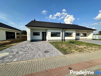 Prodej rodinného domu 3+kk, 81m2 - Hevlín, ev.č. 100030 - 6