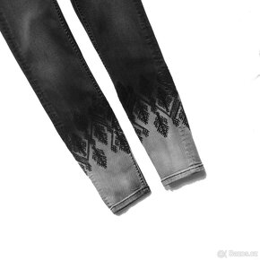 DAMSKÉ RIFLE. PRUŽNÉ. SKINNY VEL 10-38 - 6