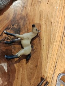 Schleich stáj - 6