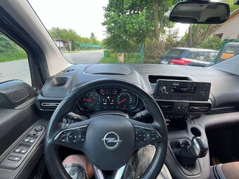 Opel combo 1.5 - 6