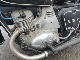 Motocykl se sajdou a platnými spz a stk IŽ IZH 56 - 6