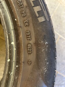 235/55/17 Pirelli Cinturato - 6
