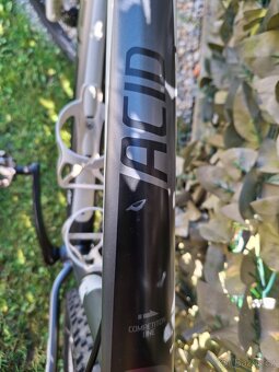 Prodam horské kolo CUBE ACID - 6