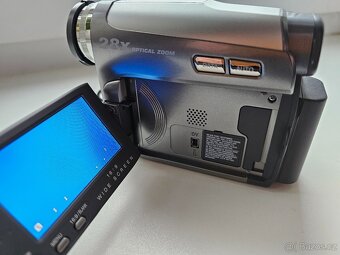 PRODÁM MINIDV KAMERU JVC GR-D720E - POZOR ČTĚTE - 6