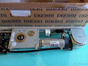 GEZE slimdrive EMD - Pohonný systém otevírání otočných dveří - 6