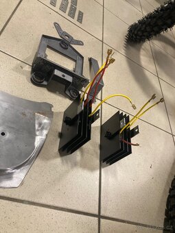 CZ Enduro 175,250 - 6