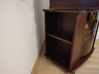 Televizní stolek (skříňka) - 6