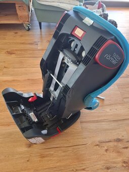 Přechodová autosedačka Britax rőmer - 6
