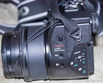 Olympus 8080WZ s příslušenstvím - 6