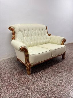 CHESTERFIELD SEDAČKA ŠTÝLOVA ,V KOMBIN.S DREVOM 3+2+1 - 6