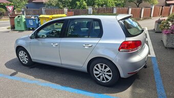 VW Golf 1.6 MPI 2009 75kw, Původ ČR - 6