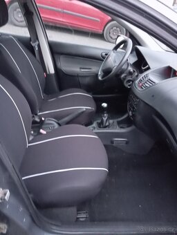 Peugeot 206+ ,1,4 benzín,120000km - 6